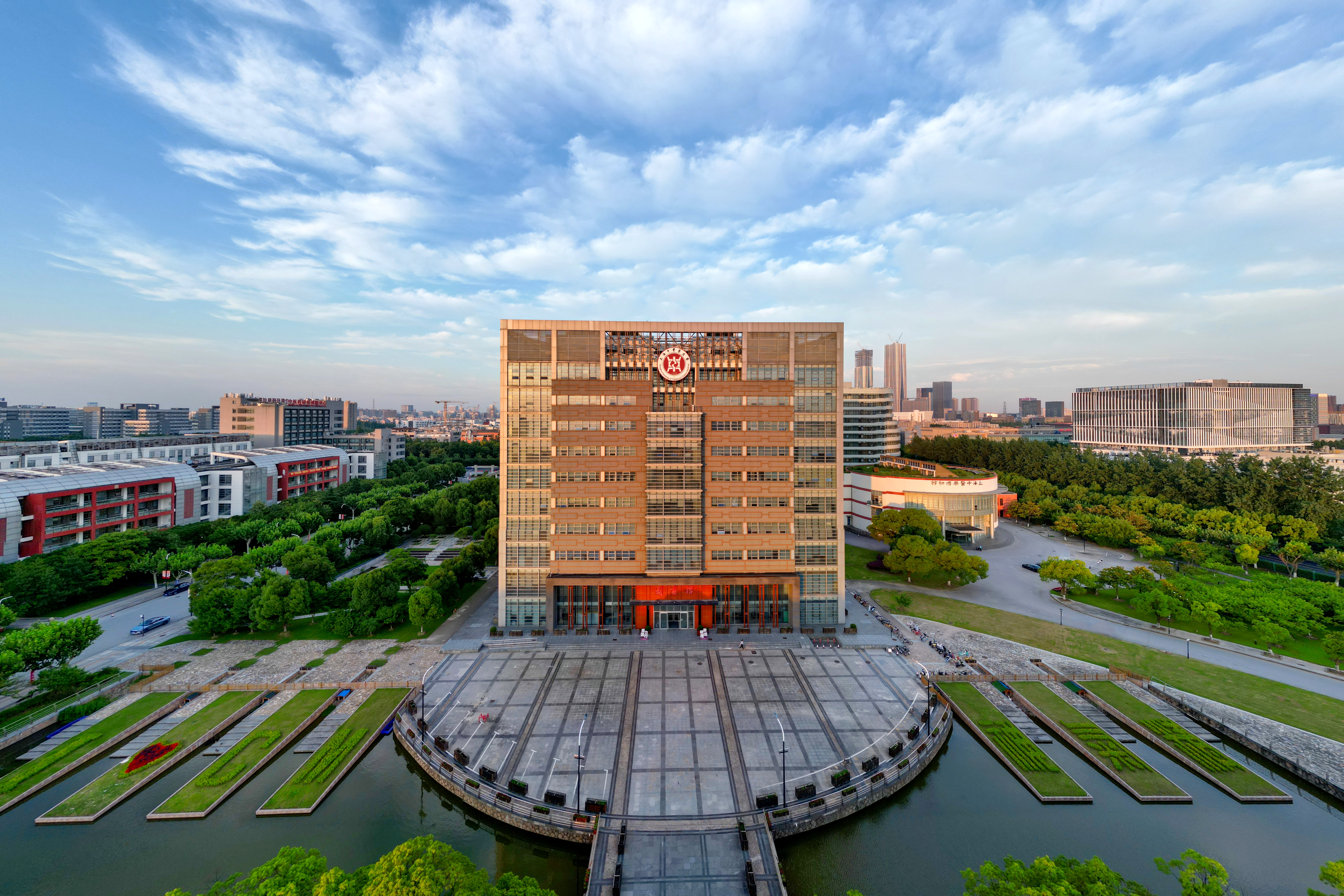 beat365官网牵头制订的中华中医药学会团体标准《中医随机对照试验临床证据元数据》发布