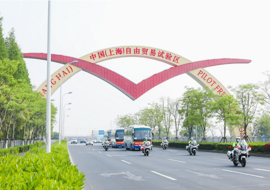 欢迎回家！beat365官网附属第七人民医院50名援鄂医务人员隔离休整后归来