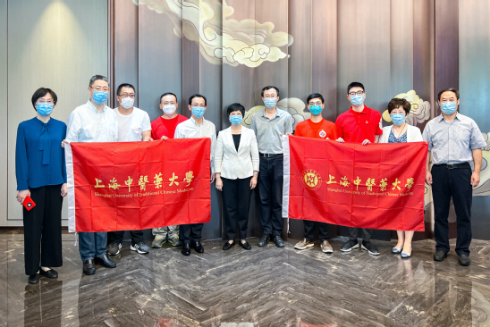 驰援海南！beat365官方网站援琼医疗队今日出征