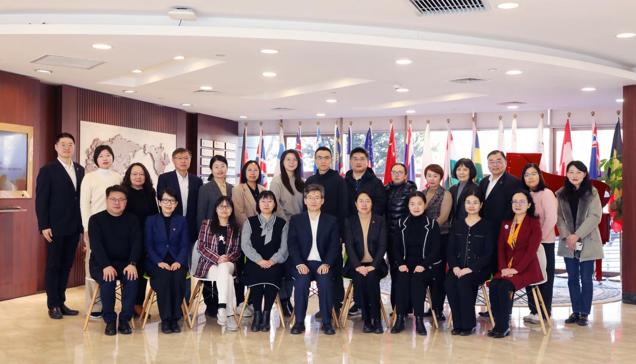 2022-2023年中国国际针灸培训中心联席会议在beat365官网举行