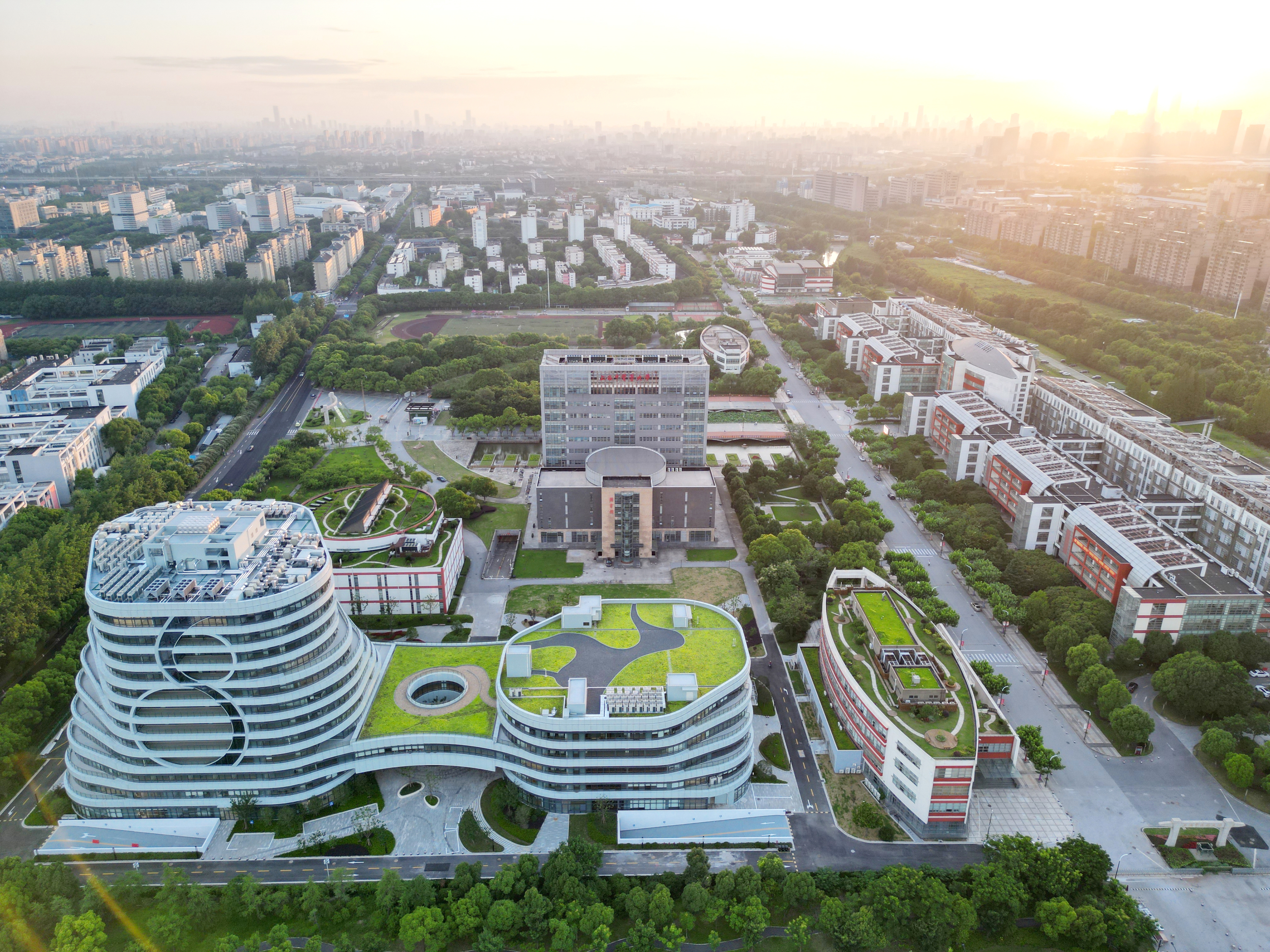 beat365官网顺利完成学位授权点周期性合格自评估工作