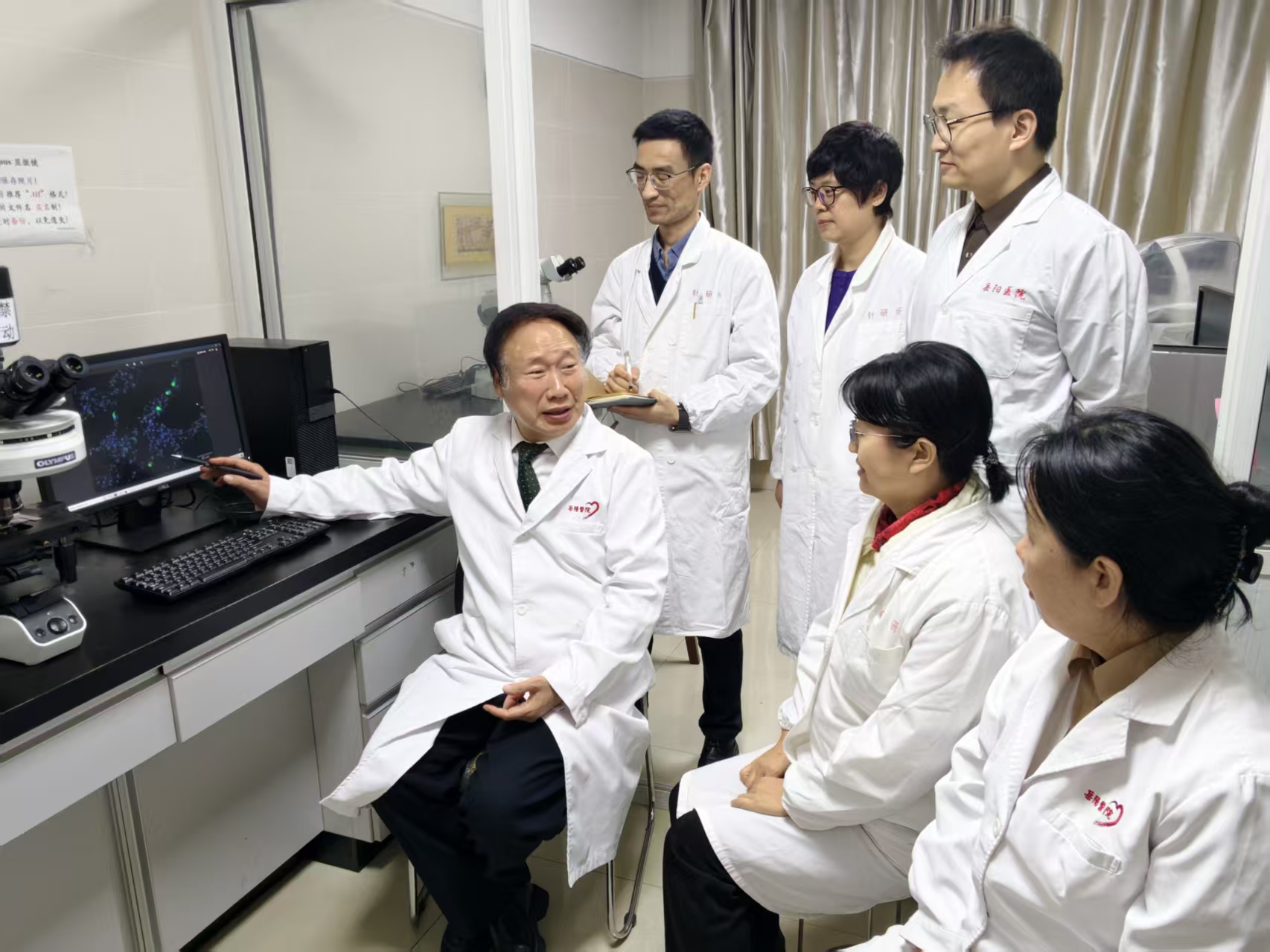 beat365官网吴焕淦教授团队荣获教育部科学研究优秀成果奖一等奖