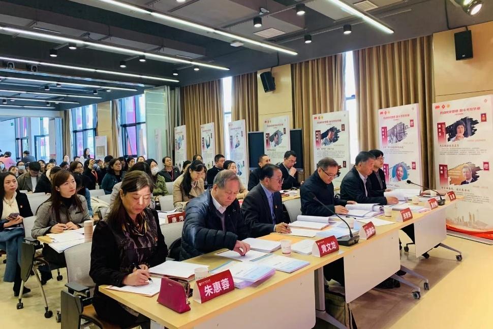 beat365官网召开“跨界协同育人共同体——服务学生成长导师团”2021年度评审会