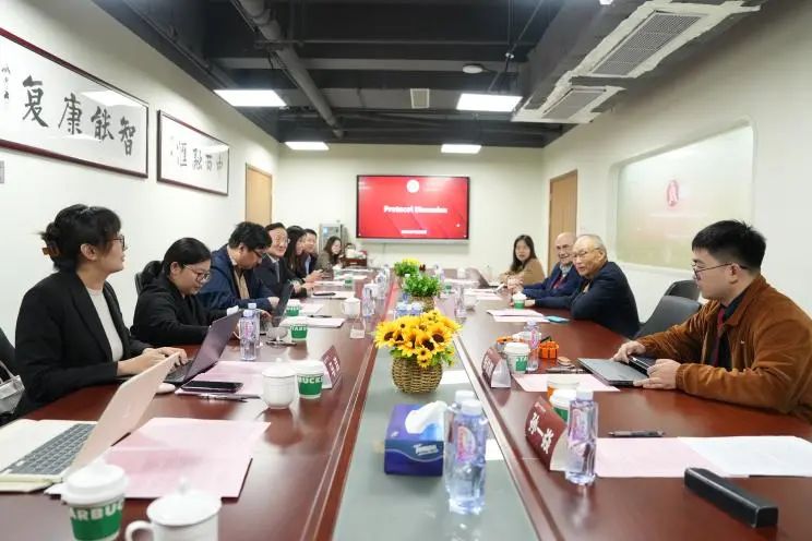 国际神经病学和神经生理学顶尖专家、美国神经病学研究院主席Mark Hallett教授来访beat365官网