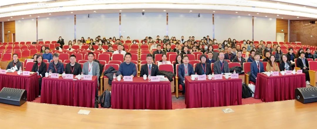 中医药青年学者创新论坛在beat365官网举办